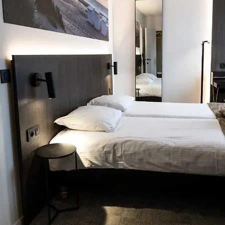 Otel Apostroff 3*
