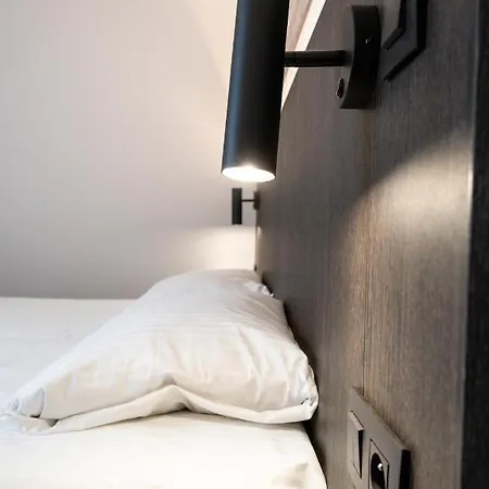 Apostroff Hotel