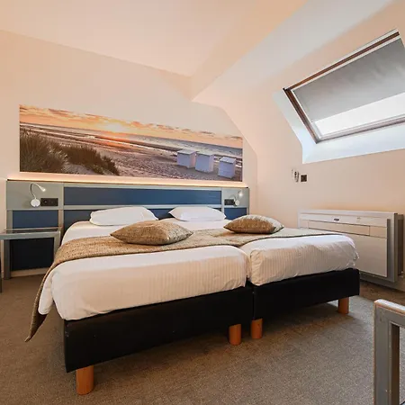Hotel Apostroff 3*