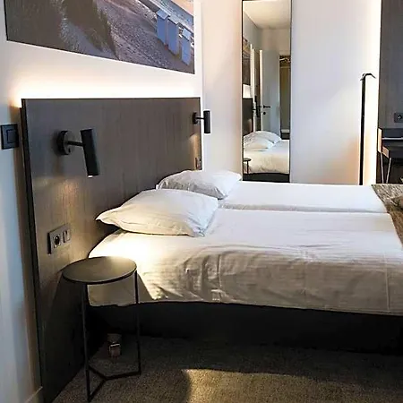 Apostroff Otel