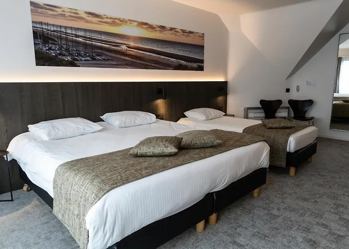 ホテル アポストロフ コクセッド