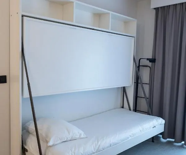 アポストロフ 3* コクセッド