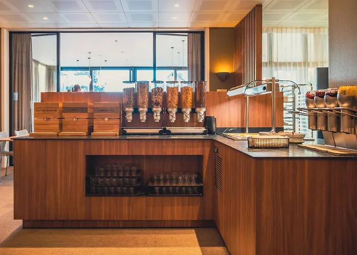 アポストロフ 3* コクセッド