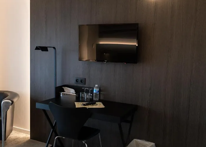 ホテル アポストロフ コクセッド