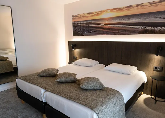 ホテル アポストロフ コクセッド